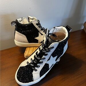 Vintage Havana Black and White Glitter High Top women’s sneakers size 6